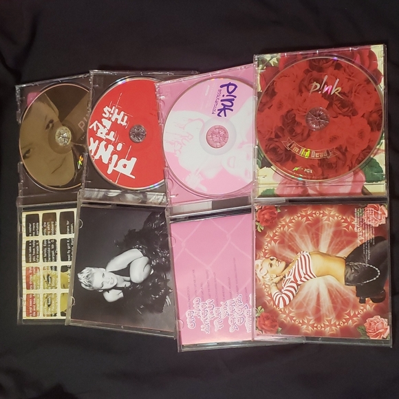 Pink - Picture 2 of 4